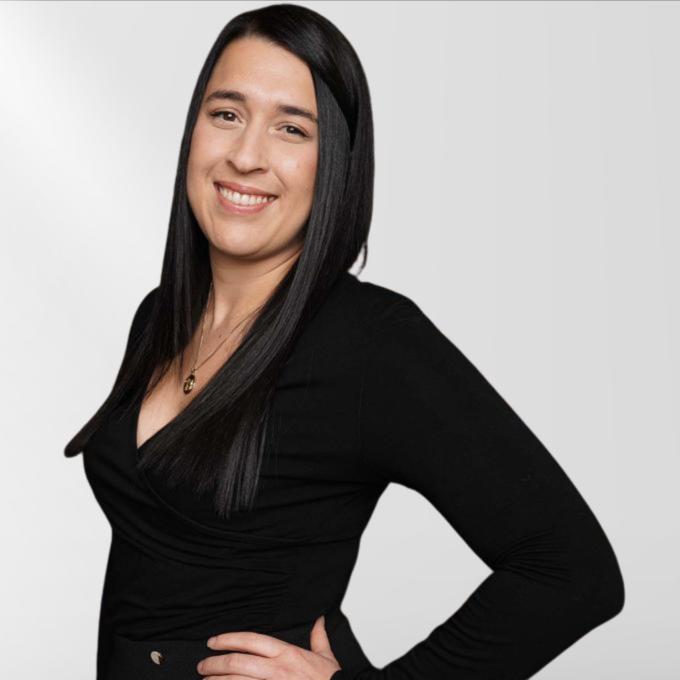 image of an aveda institute portland team member, Samantha Motameni